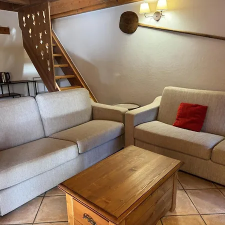 5 Pièces - Piscine Et Spa, Capacité 8 Pers. - Fr-1-836-60 *