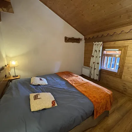 Apartamento 5 Pièces - Piscine Et Spa, Capacité 8 Pers. - Fr-1-836-60 Les Carroz d'Arâches