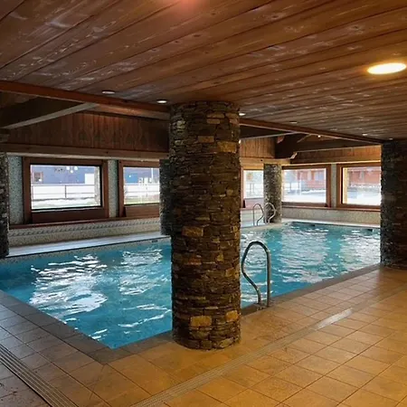 5 Pièces - Piscine Et Spa, Capacité 8 Pers. - Fr-1-836-60 Les Carroz d'Arâches